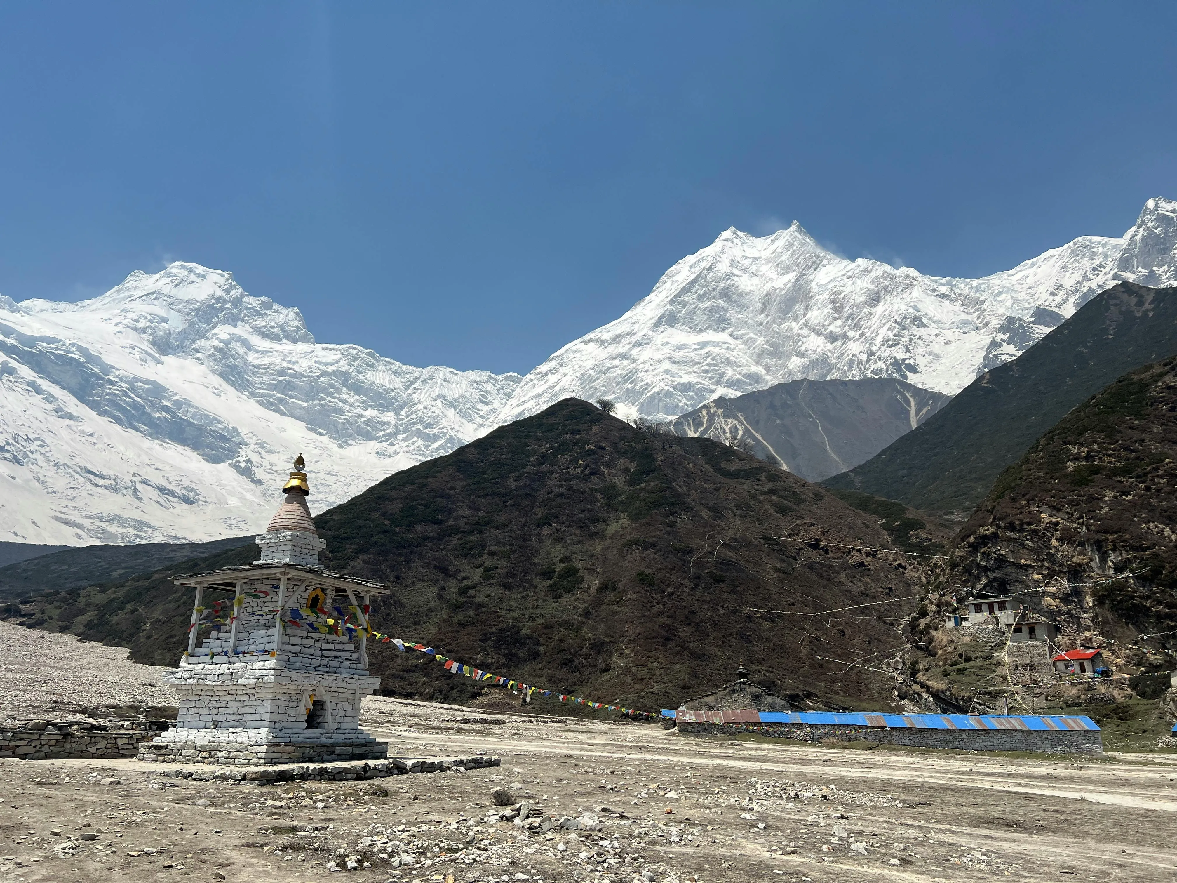 Manaslu Circuit with Tsum Valley Trek